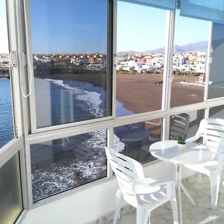 Beach Front * La Garita