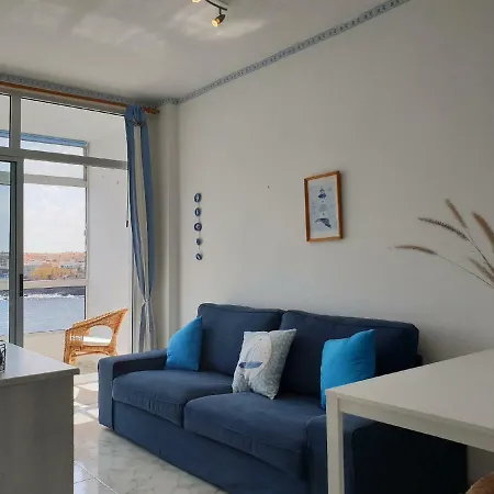 Apartment Beach Front *
